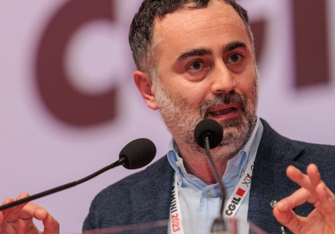 “Detassare gli Aumenti in Busta Paga: si può fare nella Legge di Bilancio”. La richiesta della FIOM al Governo