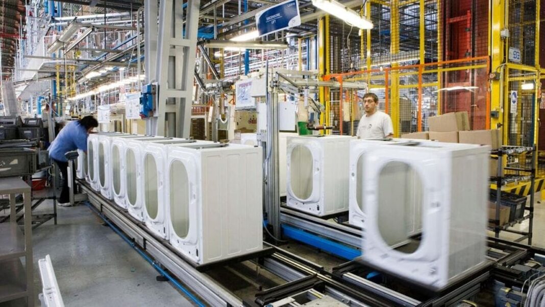 Electrolux, lo Straordinario di Sabato divide i Metalmeccanici. Ecco Cosa Succede