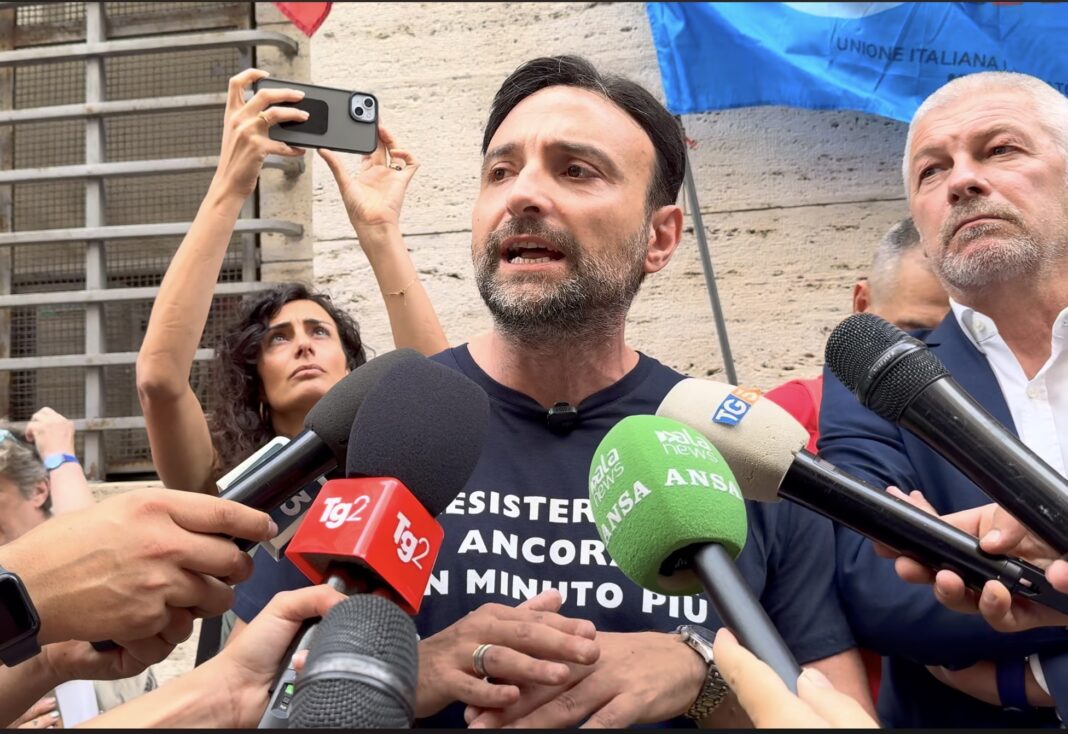 Electrolux, Sperti (UIL): “Il piano è sospeso, ma la mobilitazione deve continuare”